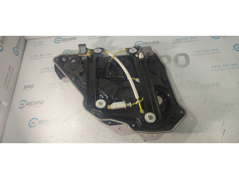 ELEVALUNAS TRASERO DERECHO BCRC117P  - imagen 3