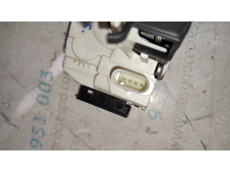 CERRADURA PUERTA TRASERA IZQUIERDA A0997305500  - imagen 4