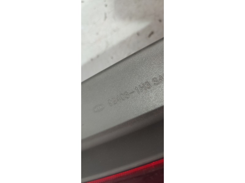 PILOTO TRASERO IZQUIERDO 924031H3  - imagen 2