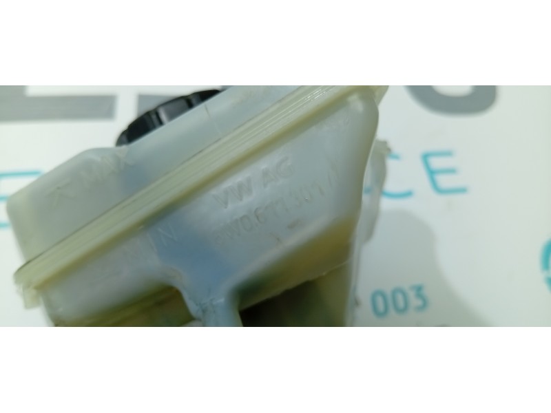 BOMBA FRENO 8W0611301  - imagen 3