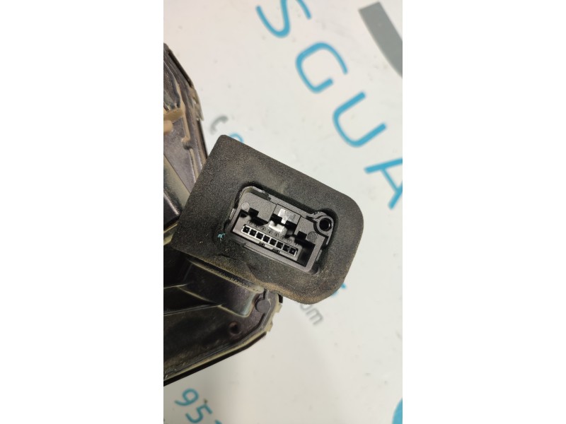 CERRADURA PUERTA DELANTERA DERECHA 5TB837016A  - imagen 4