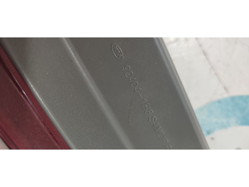 PILOTO TRASERO DERECHO 924041H3  - imagen 2