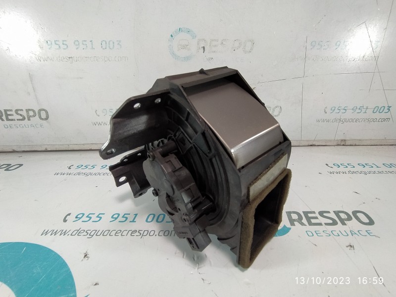 REJILLA AIREADORA 8X2319K617BJ  - imagen 1