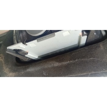 PILOTO TRASERO DERECHO INTERIOR  - miniatura 3