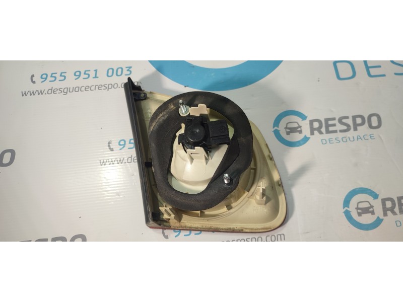 PILOTO TRASERO DERECHO INTERIOR 1K5945094  - imagen 2
