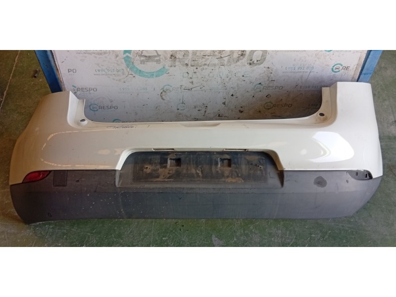 PARAGOLPES TRASERO  - imagen 1