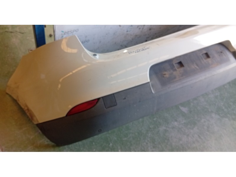 PARAGOLPES TRASERO  - imagen 4