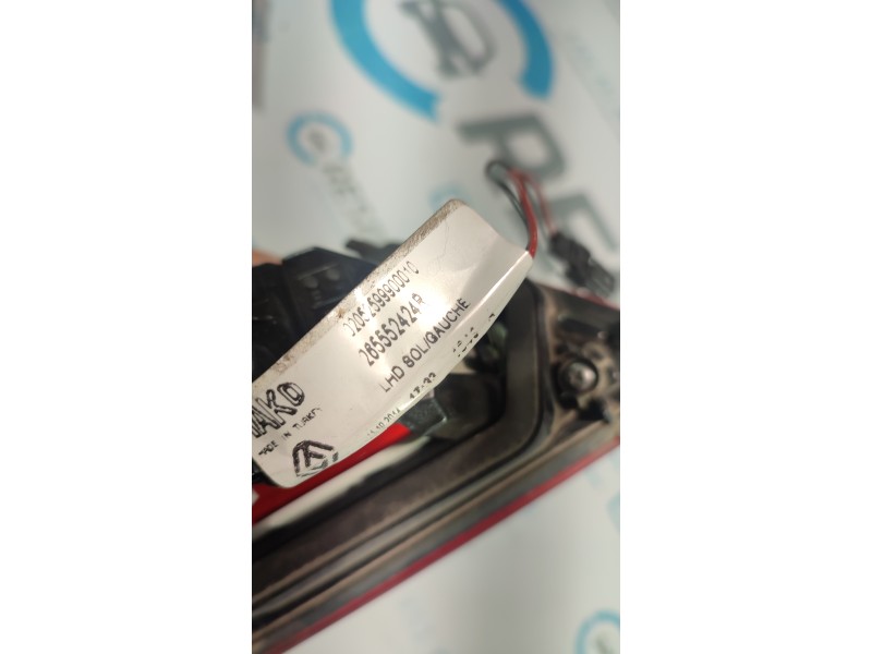 PILOTO TRASERO DERECHO INTERIOR 265505796R  - imagen 2
