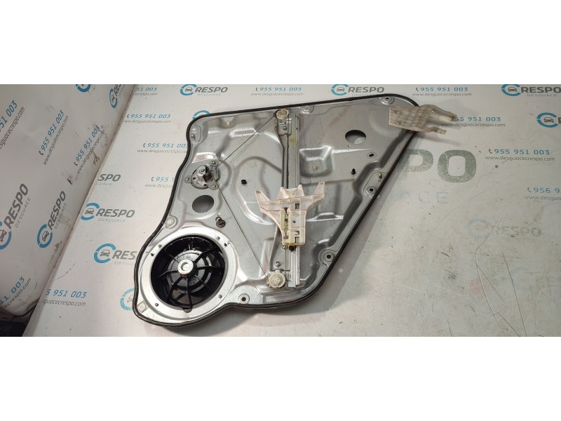 ELEVALUNAS TRASERO IZQUIERDO 834701H000  - imagen 3