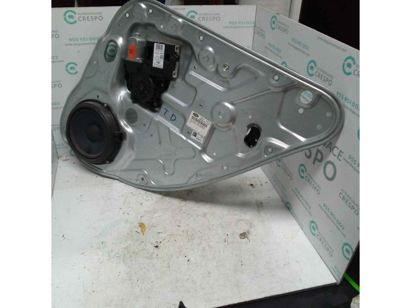 ELEVALUNAS TRASERO DERECHO  - imagen 1