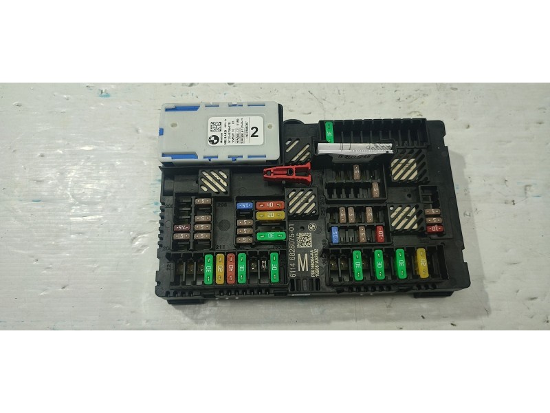 CAJA RELES / FUSIBLES 6828075  - imagen 3