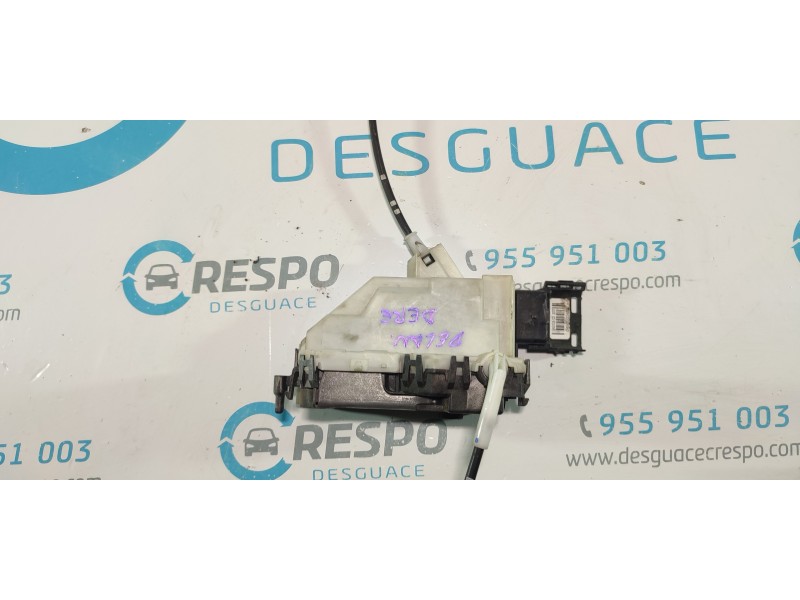 CERRADURA PUERTA DELANTERA DERECHA 828405  - imagen 1