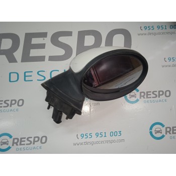 RETROVISOR DERECHO 