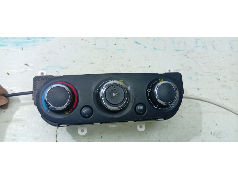 MANDO CALEFACCION / AIRE ACONDICIONADO 5R5841100  - imagen 1