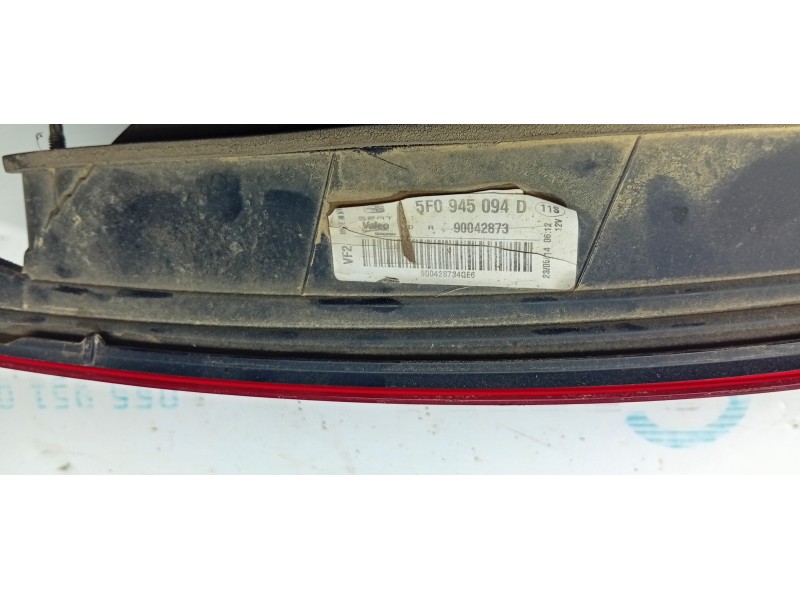 PILOTO TRASERO DERECHO INTERIOR 5F0945094D  - imagen 3