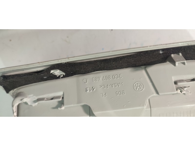 LUZ INTERIOR 3C0867489C  - imagen 2