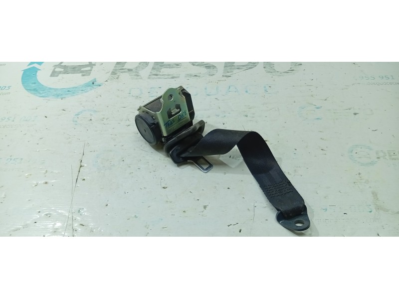 CINTURON SEGURIDAD TRASERO DERECHO  - imagen 1