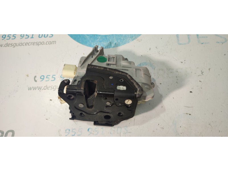 CERRADURA PUERTA DELANTERA DERECHA 3C1837016B  - imagen 2