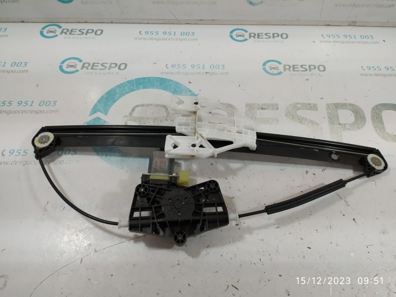 ELEVALUNAS TRASERO IZQUIERDO 83A839461 5Q0959801  - imagen 1