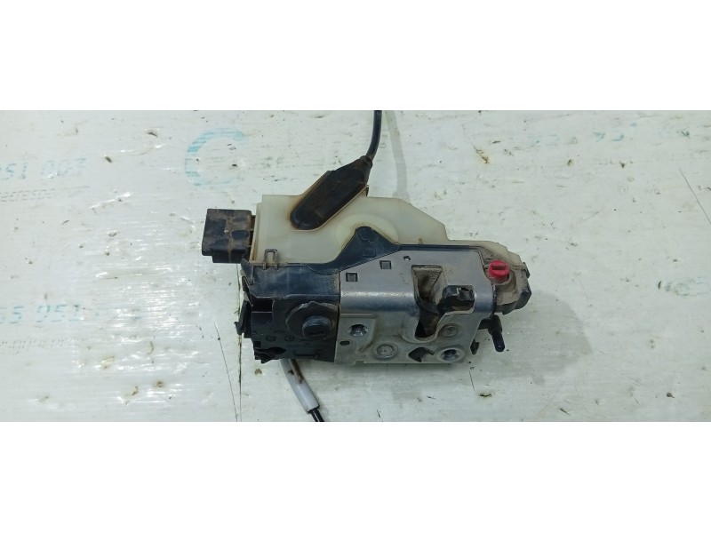 CERRADURA PUERTA TRASERA DERECHA  - imagen 2