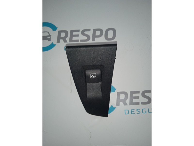 MANDO ELEVALUNAS TRASERO DERECHO L103449  - imagen 1