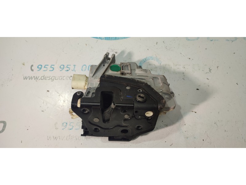 CERRADURA PUERTA TRASERA DERECHA 3C4839016B  - imagen 4