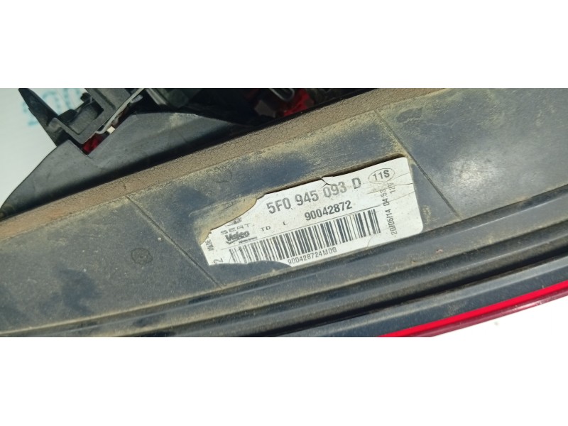 PILOTO TRASERO IZQUIERDO INTERIOR 5F0945093D  - imagen 2