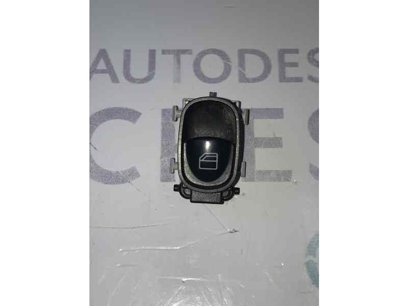 MANDO ELEVALUNAS TRASERO DERECHO A2098203510  - imagen 1