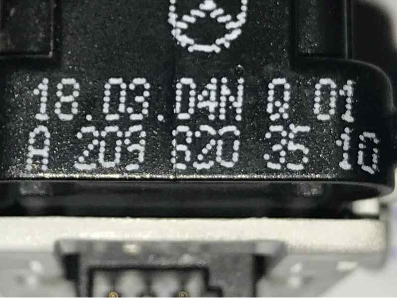 MANDO ELEVALUNAS TRASERO DERECHO A2098203510  - imagen 3