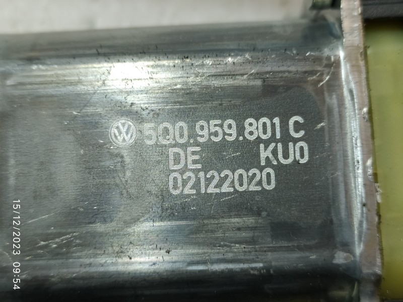 ELEVALUNAS DELANTERO DERECHO 83A837462 5Q0959801C  - imagen 2