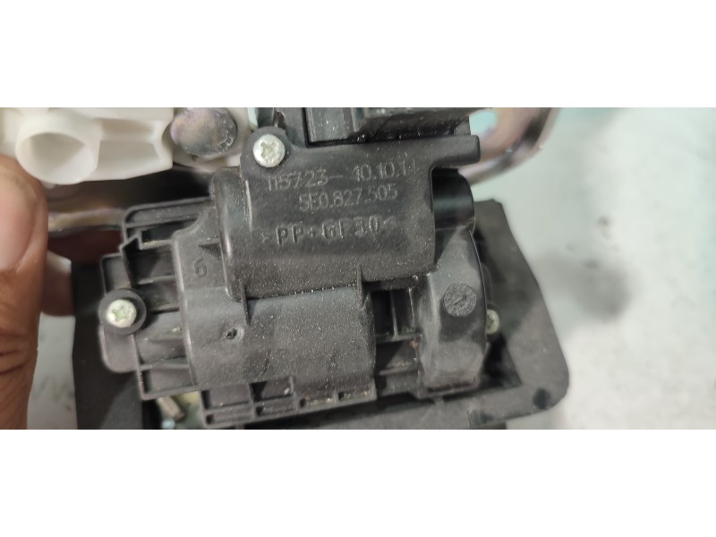 CERRADURA MALETERO / PORTON 5E0827505  - imagen 3