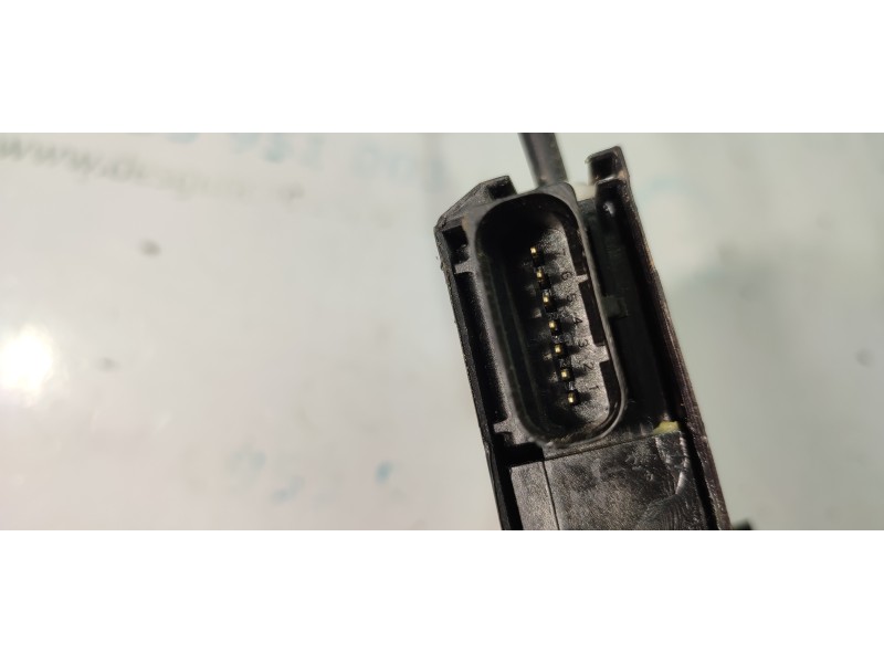 CERRADURA PUERTA TRASERA DERECHA 9826110980  - imagen 3