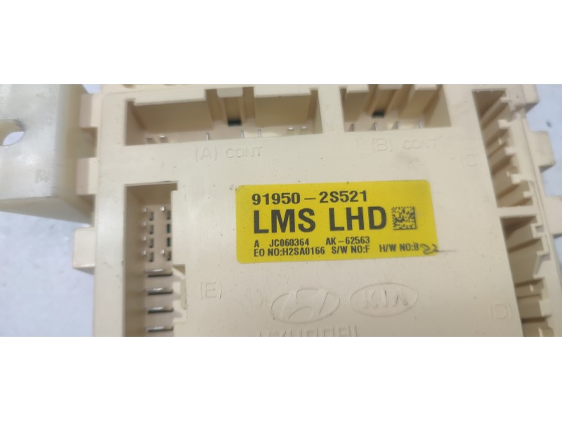 CAJA RELES / FUSIBLES 919502S521  - imagen 2