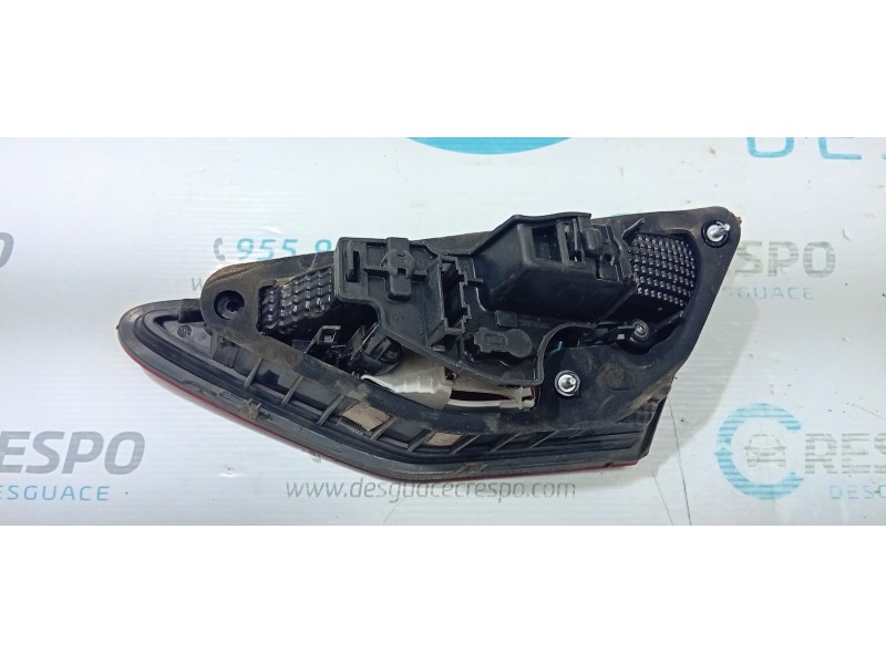 PILOTO TRASERO IZQUIERDO INTERIOR 5F0945093D  - imagen 3