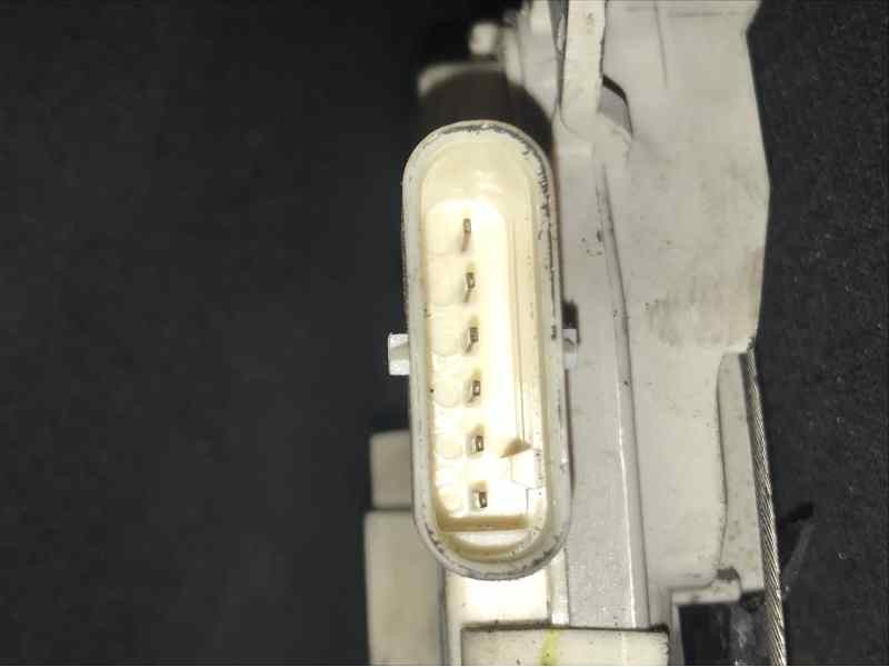 CERRADURA PUERTA TRASERA DERECHA 8K0839016C  - imagen 3