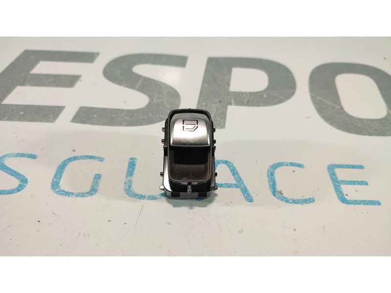 MANDO ELEVALUNAS TRASERO DERECHO A2059051513  - imagen 1