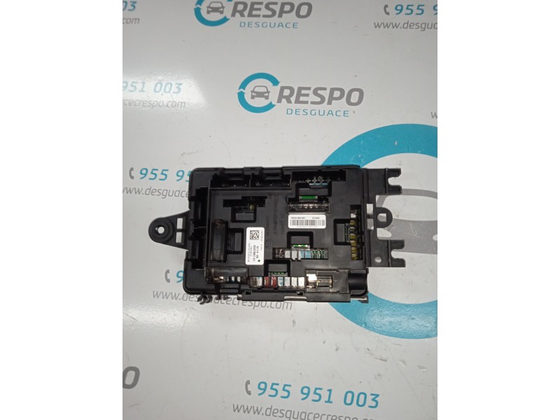 CAJA RELES / FUSIBLES 933788401  - imagen 2