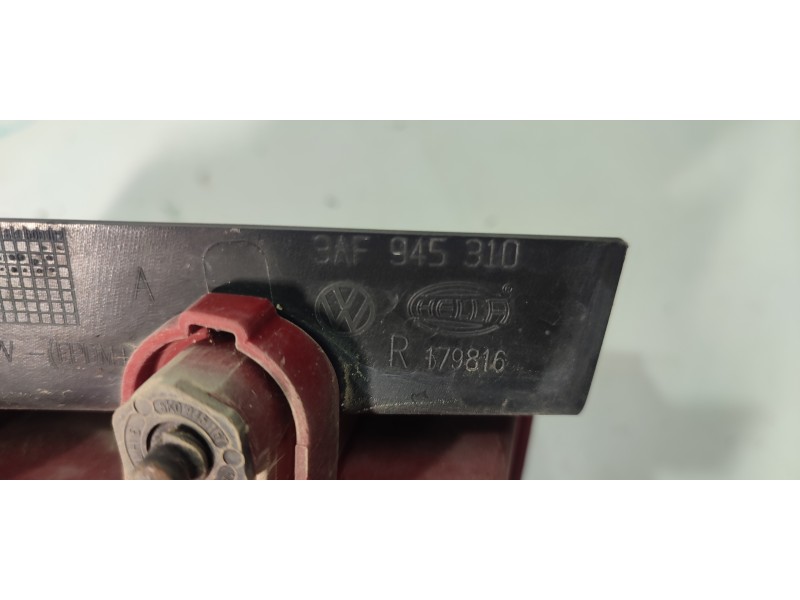 PILOTO TRASERO DERECHO 3AF945310  - imagen 2