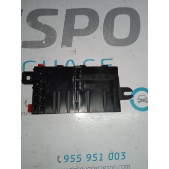 CAJA RELES / FUSIBLES 922775204  - miniatura 2