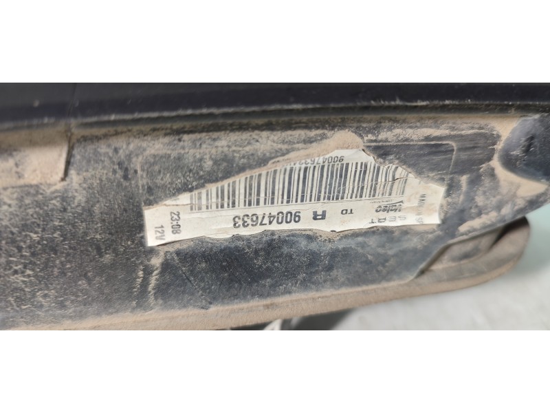 PILOTO TRASERO DERECHO INTERIOR  - imagen 2