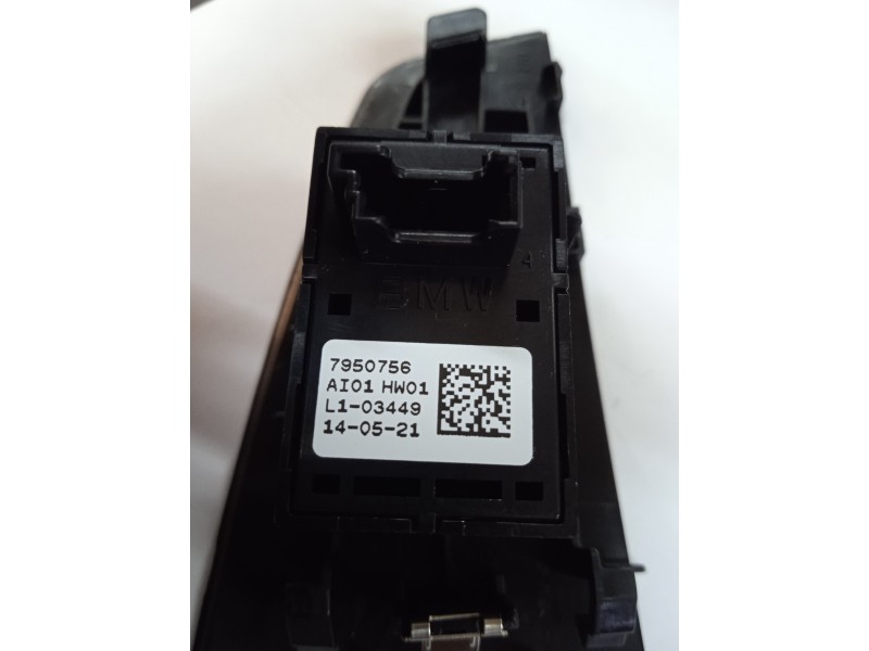 MANDO ELEVALUNAS TRASERO DERECHO L103449  - imagen 3