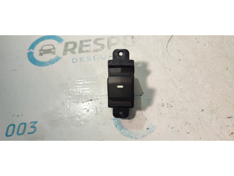 MANDO ELEVALUNAS TRASERO DERECHO 93580C7020  - imagen 1