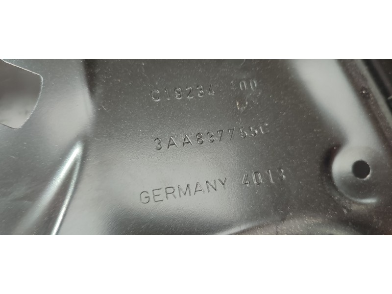 ELEVALUNAS DELANTERO IZQUIERDO 3AA837755C  - imagen 2