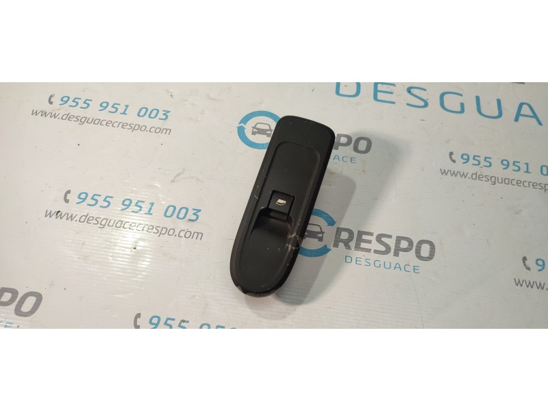 MANDO ELEVALUNAS DELANTERO DERECHO 98026388ZD  - imagen 1