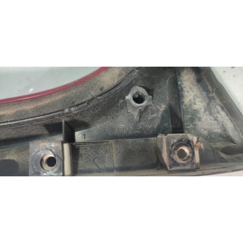 PILOTO TRASERO DERECHO INTERIOR  - miniatura 3