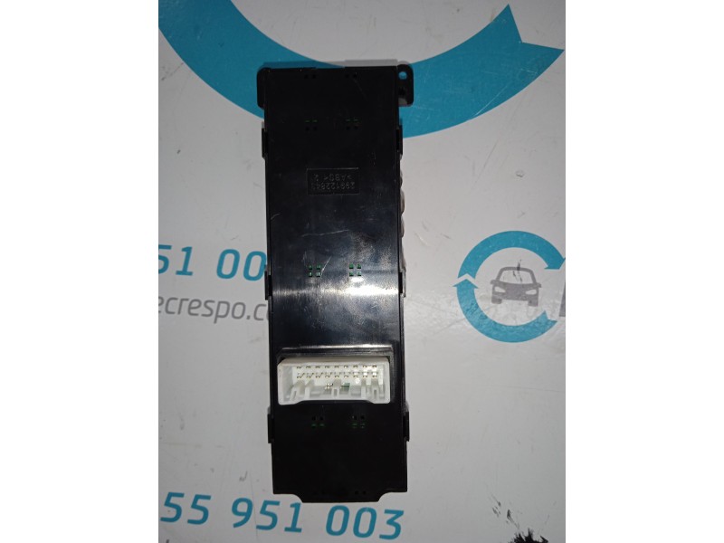 MANDO ELEVALUNAS DELANTERO IZQUIERDO 93570B4010  - imagen 2