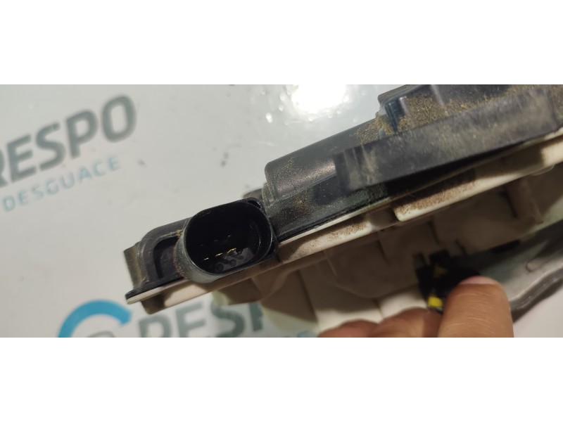 CERRADURA PUERTA TRASERA DERECHA 6J0839016E  - imagen 2