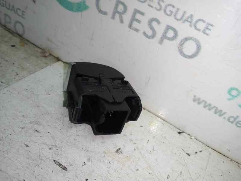 MANDO ELEVALUNAS TRASERO DERECHO BM5T14529AB  - imagen 2