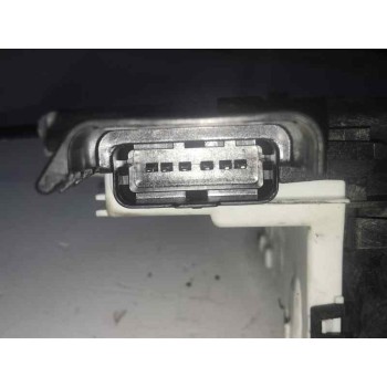 CERRADURA PUERTA TRASERA DERECHA A048069  - miniatura 4