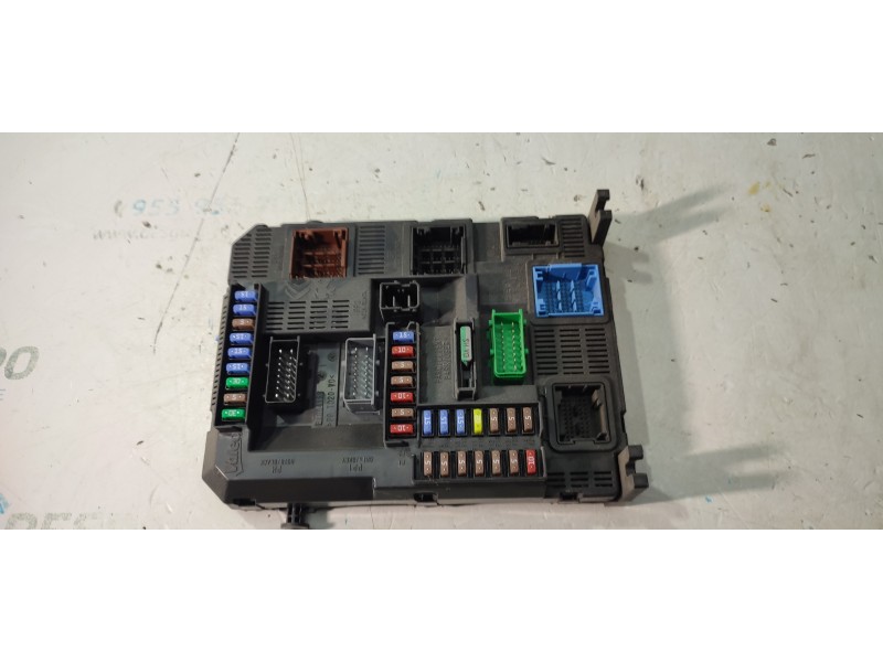 CAJA RELES / FUSIBLES 9807531680  - imagen 1